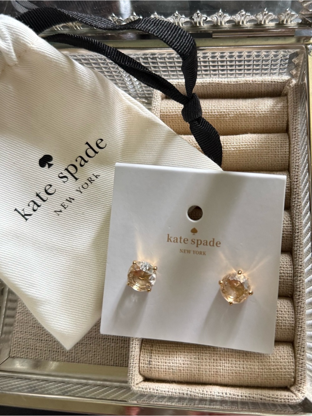 ♠️kate spade champagne stud earrings